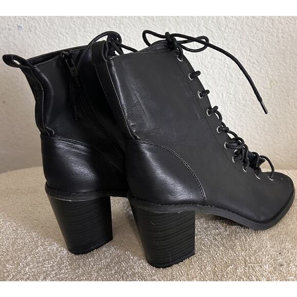 Breckelles Tina-15 SZ 8 Black Lace Up Boot Open Toe Block Heel Zip Faux Leather - Picture 4 of 16